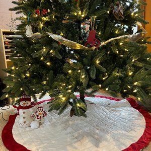 Classic Velvet Christmas Quilted Tree Skirt|Xmas Tree Bottom Decoration,54"Large